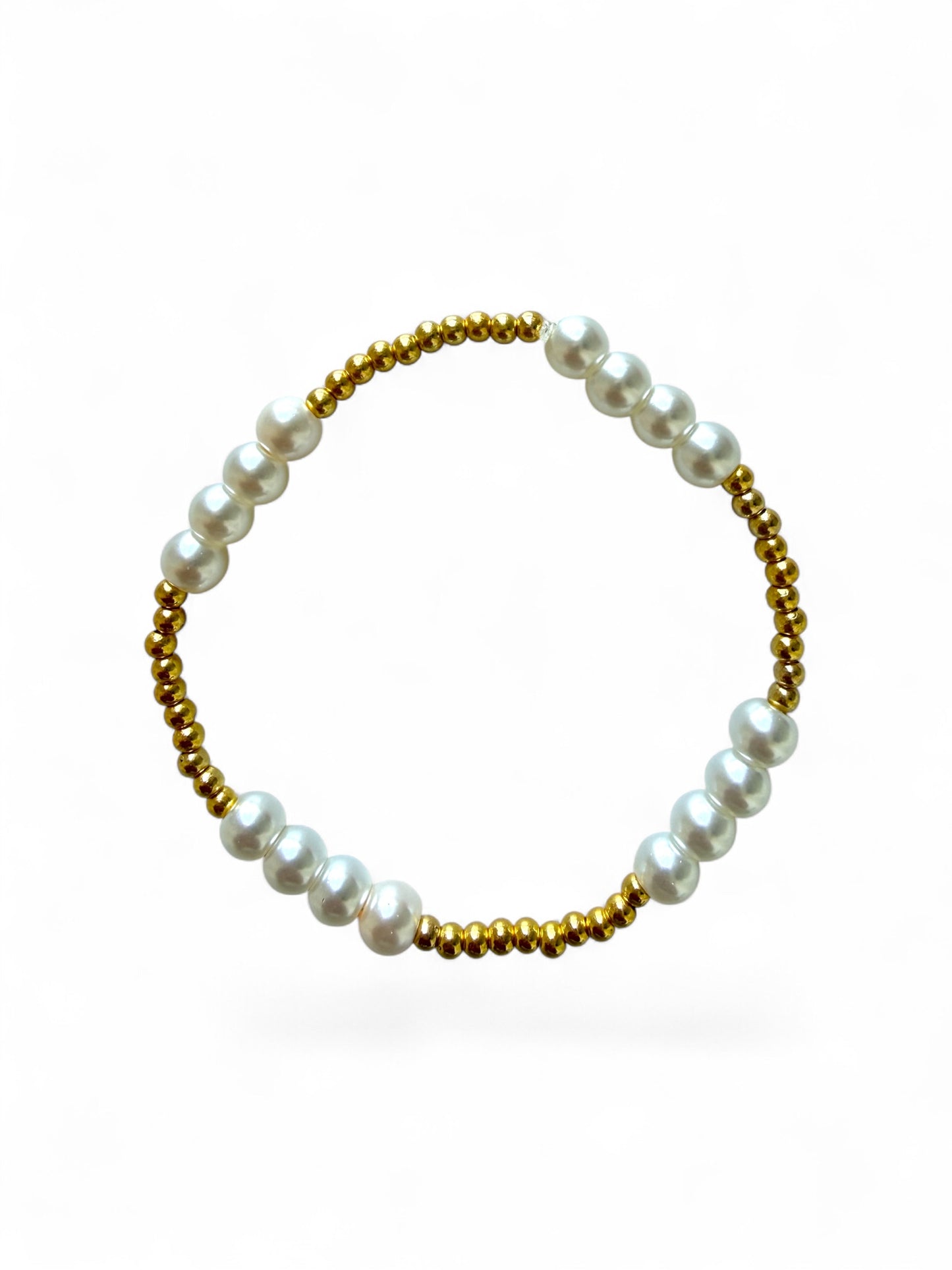 Pearl glow armband met parels en gouden kralen