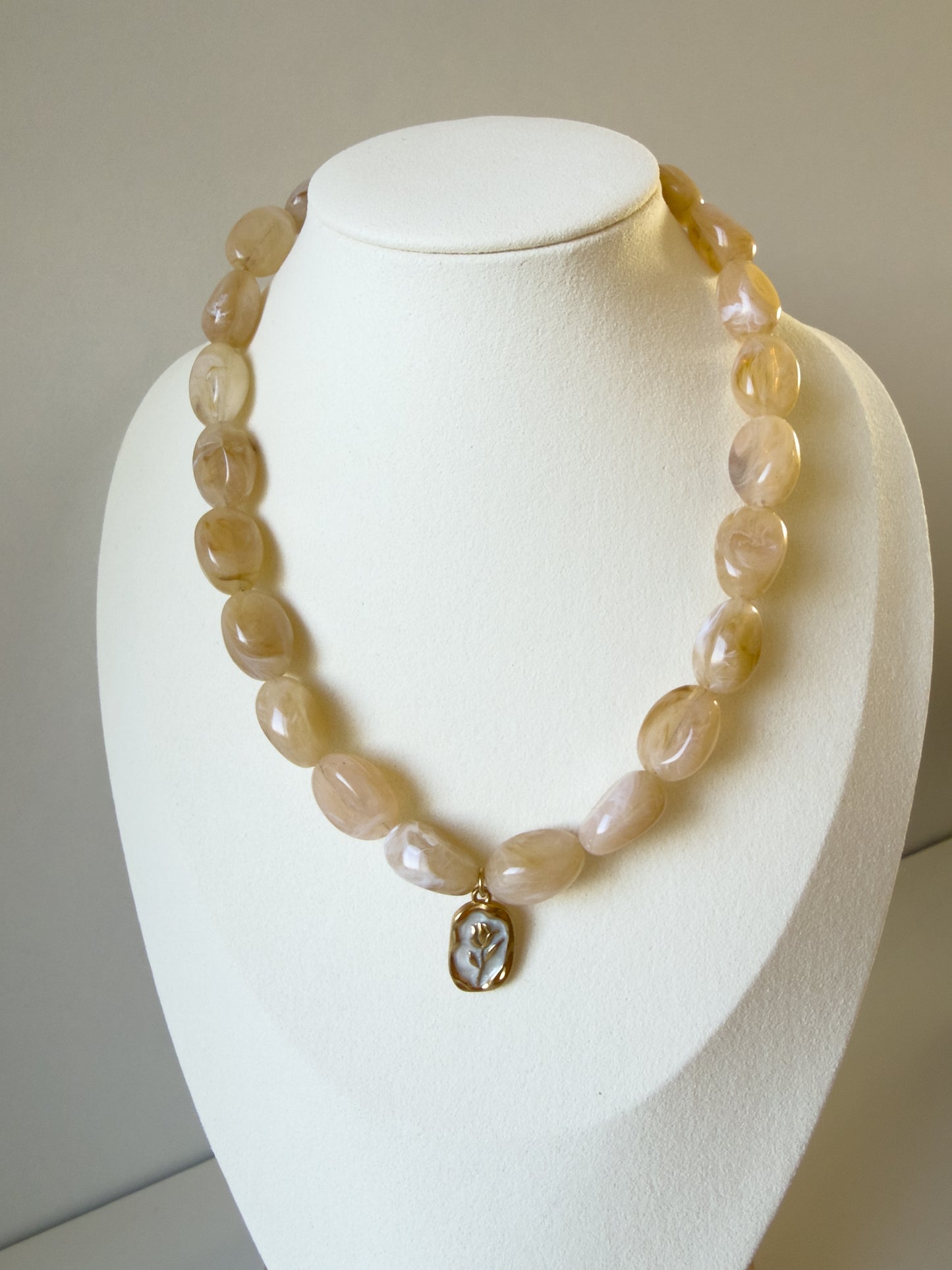 Olivia ketting beige