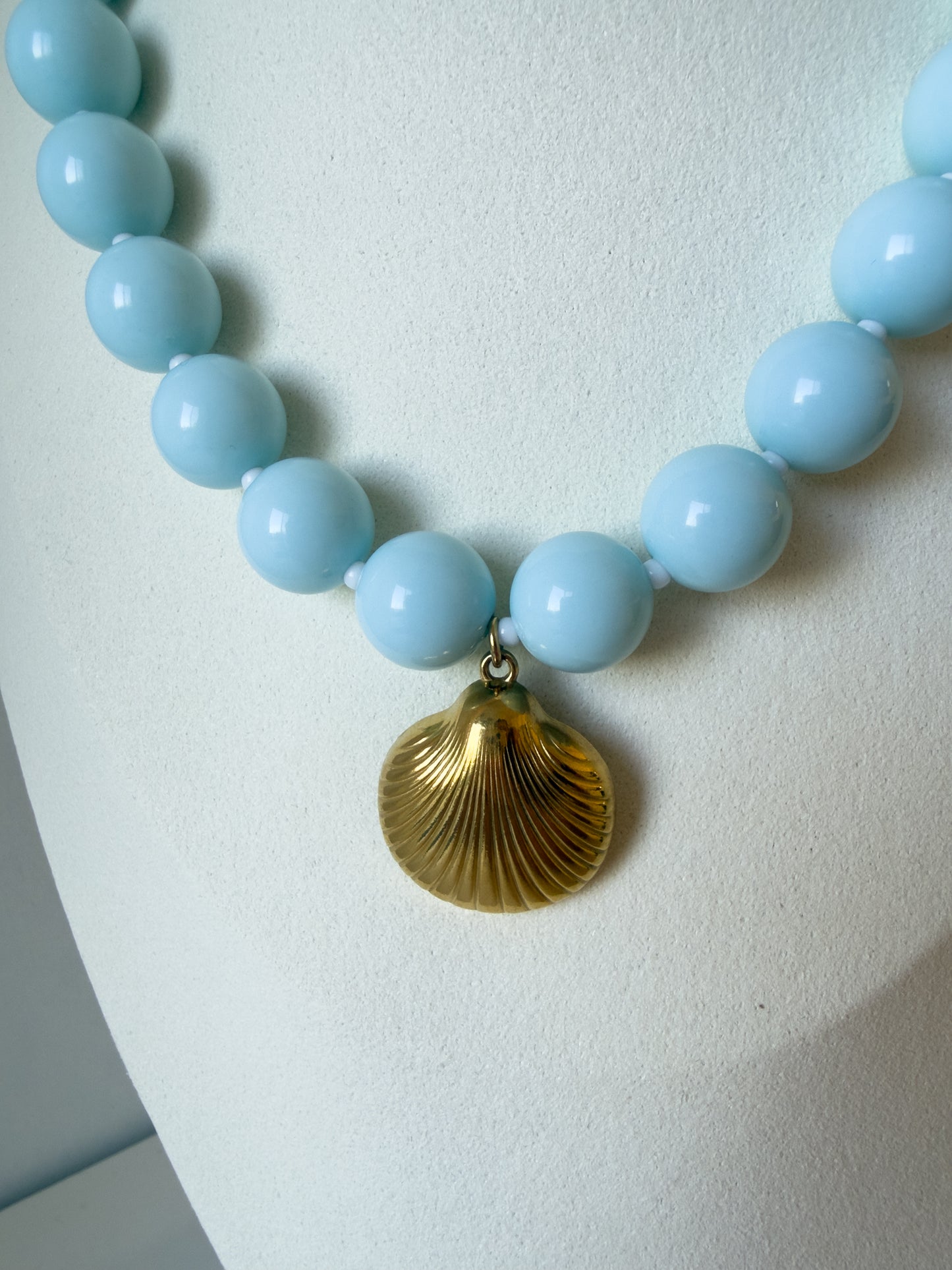 Isla ketting baby blauw met schelp