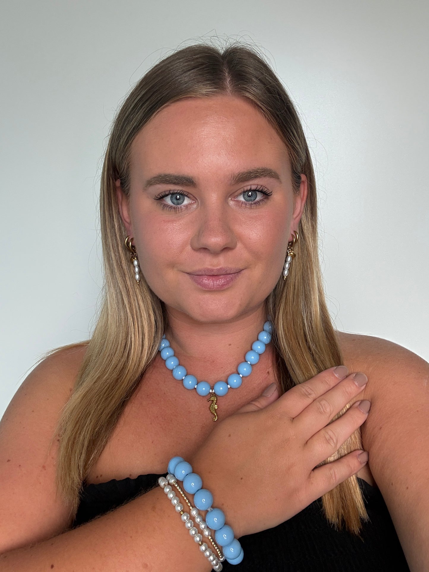 Isla ketting blauw met zeepaardje